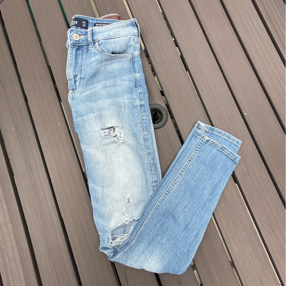 Hollister Light Wash High-Rise Stretch Jeans